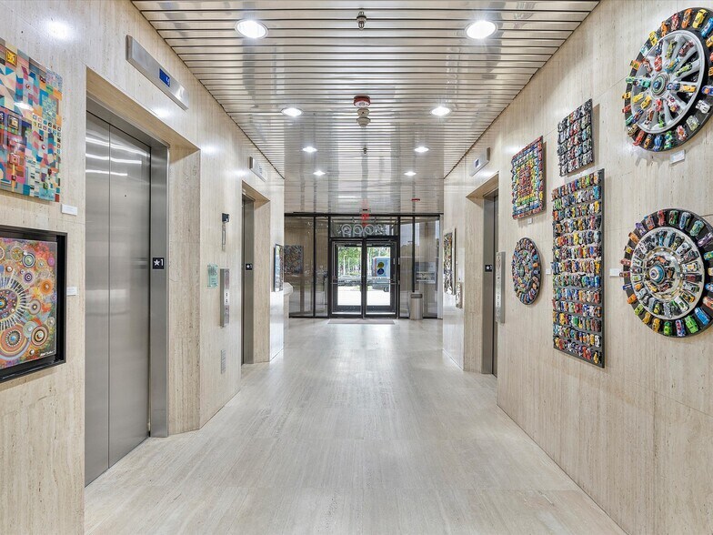 More Photos Of 12000 Biscayne Blvd, Miami Office For Lease