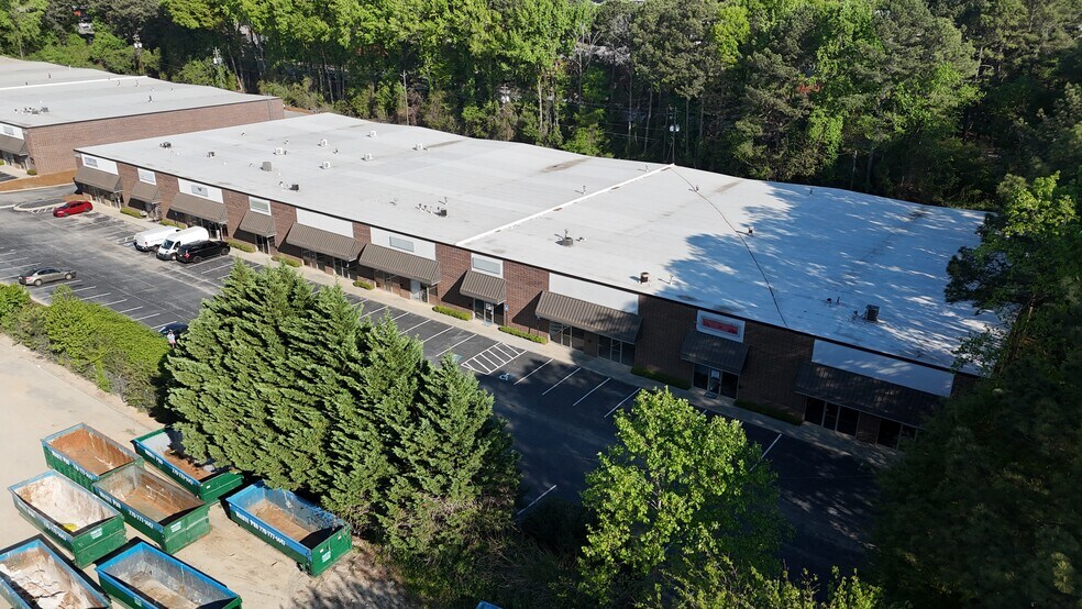 More Photos Of 3480 Oakcliff Rd, Doraville Unknown For Lease