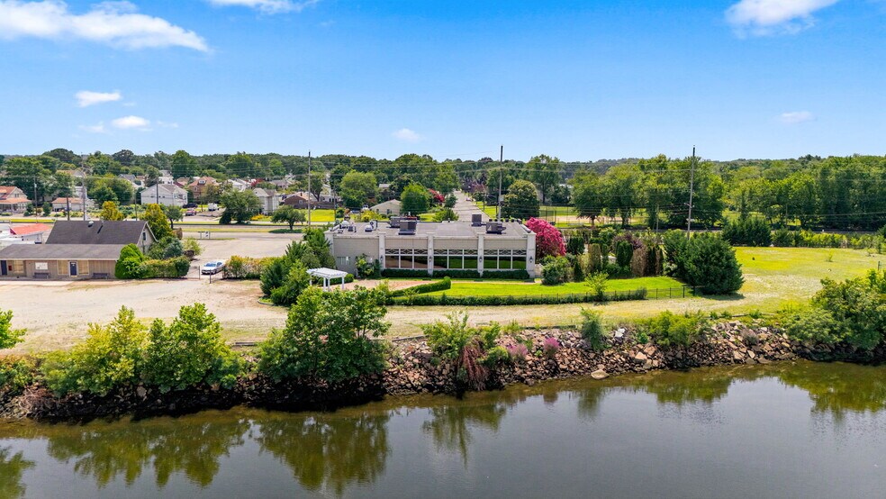 More Photos Of 61 Saint Mihiel Dr, Delran Marina For Sale