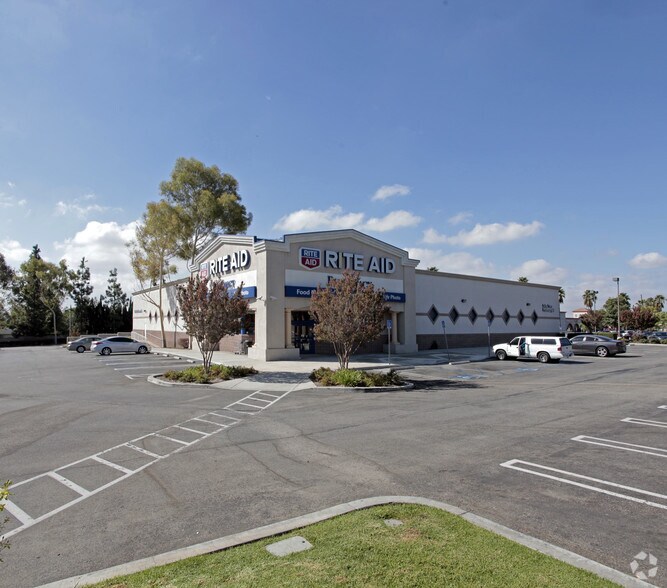 Primary Photo Of 1700 W Whittier Blvd, La Habra Drugstore For Lease