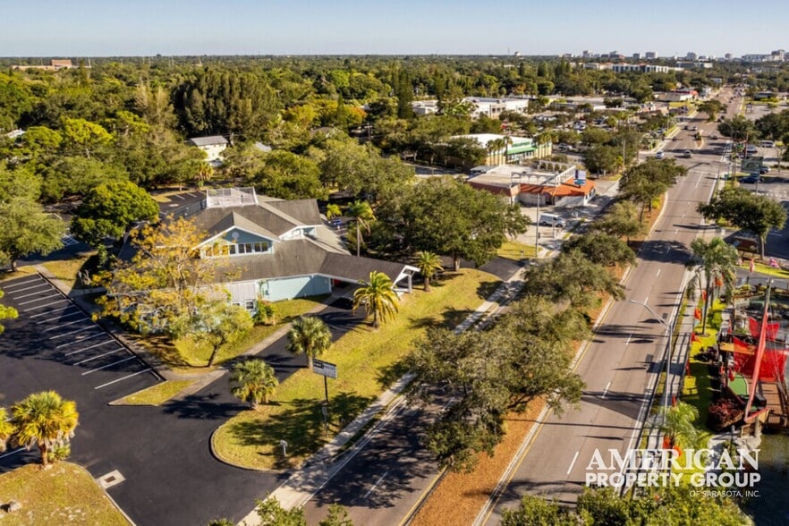 More Photos Of 3808 Tamiami Trl, Sarasota Medical For Lease