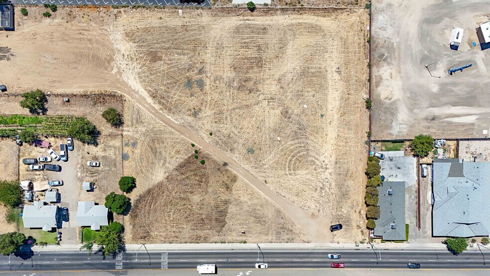 More Photos Of 125 N Parsons Ave, Merced Land For Sale