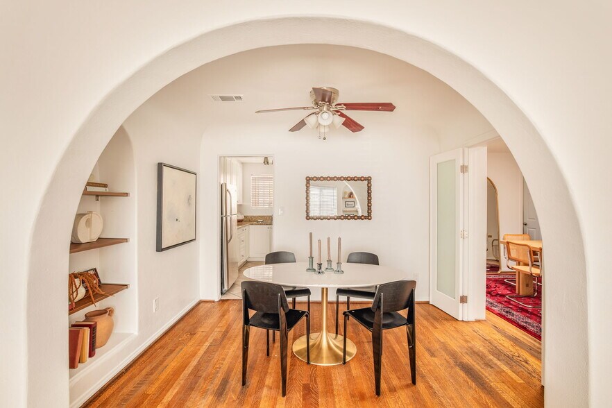 More Photos Of 121 N Avenue 59, Los Angeles Office Residential For Sale
