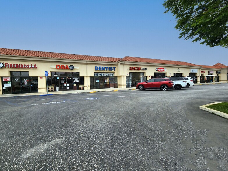 More Photos Of 21514-21534 Devonshire St, Chatsworth Unknown For Lease