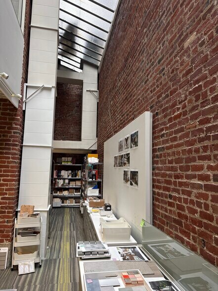 More Photos Of 639 Front St, San Francisco Office For Lease