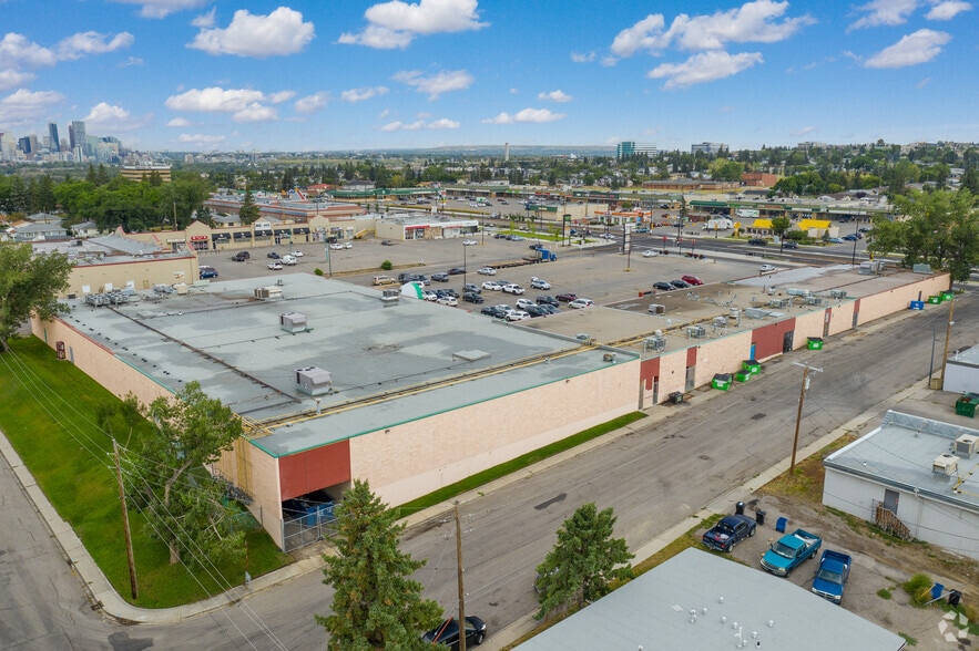 More Photos Of 3211-3235 17 Av SE, Calgary General Retail For Lease