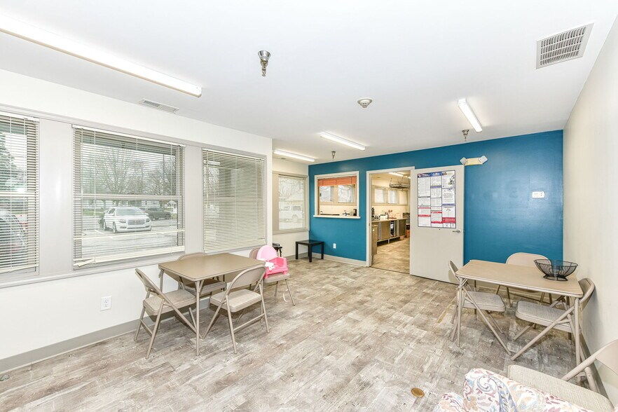 More Photos Of 1640 N Ritter Ave, Indianapolis Medical For Lease