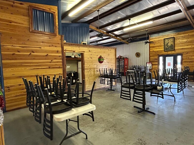 More Photos Of 9318 US Highway 59 N, Atlanta Specialty For Sale