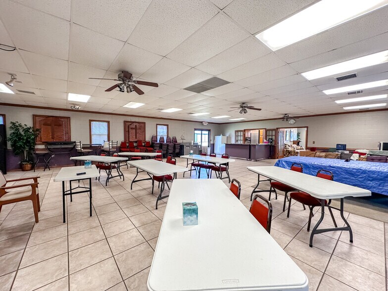 More Photos Of 2833 W Main St, Jenks Religious Facility For Sale