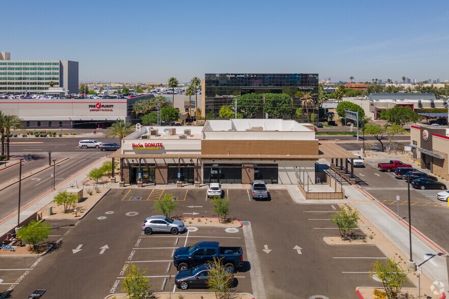 More Photos Of 125 N 44th St, Phoenix Storefront For Sale