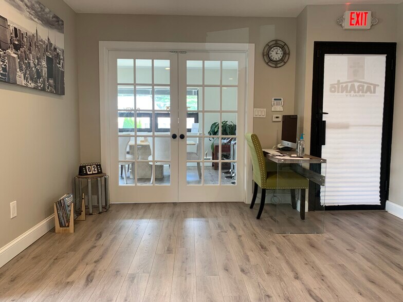 More Photos Of 1168 Forest Ave, Staten Island General Retail For Sale