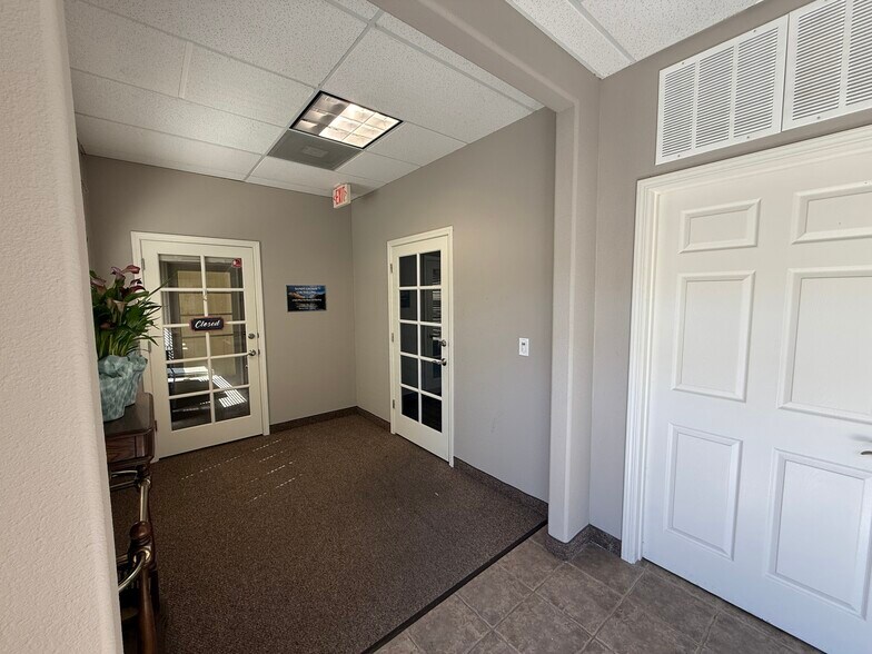 More Photos Of 1415 Victor Ave, Redding Office For Lease