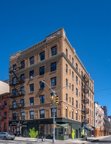 More Photos Of 234 Union Ave, Brooklyn Apartments For Sale
