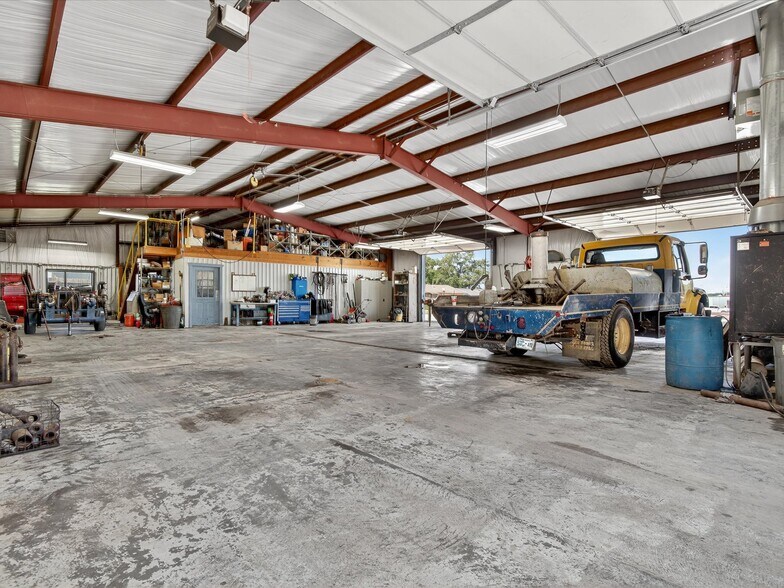 More Photos Of 1601 E Main St, Pawhuska Industrial For Sale