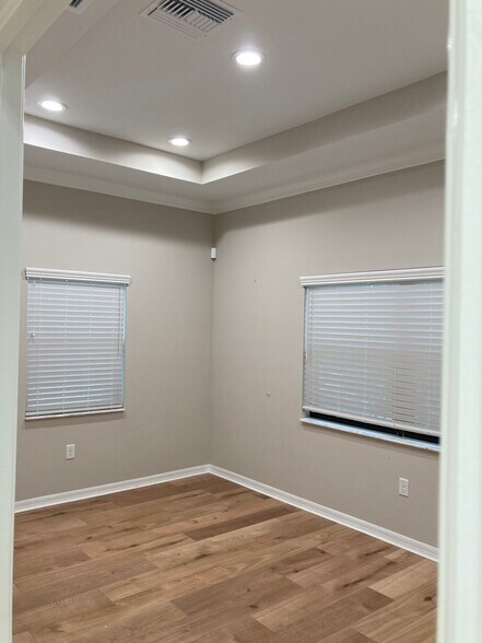 More Photos Of 2917 Pearson James Pl, Lutz Office For Lease