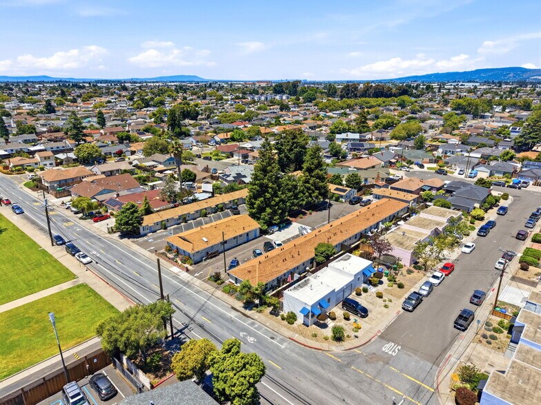 More Photos Of 755 Fargo Ave, San Leandro Apartments For Sale