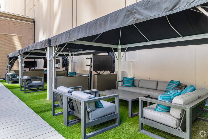 More Photos Of 420 E Ohio St, Chicago Apartments For Sale