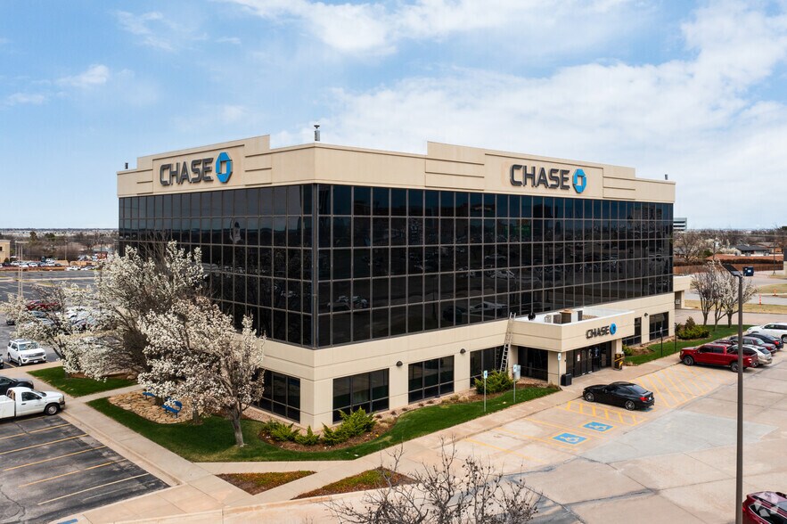 More Photos Of 6303 N Portland Ave, Oklahoma City Office For Lease