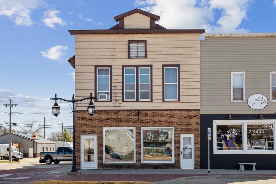 More Photos Of 101 1st E ave, Dyersville General Retail For Sale