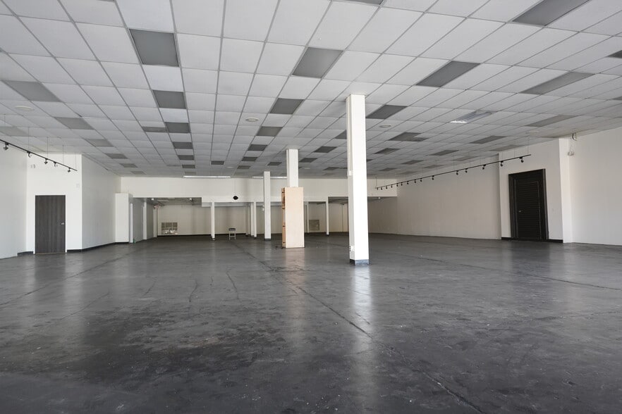 More Photos Of 1418 N Main St, Santa Ana Unknown For Lease