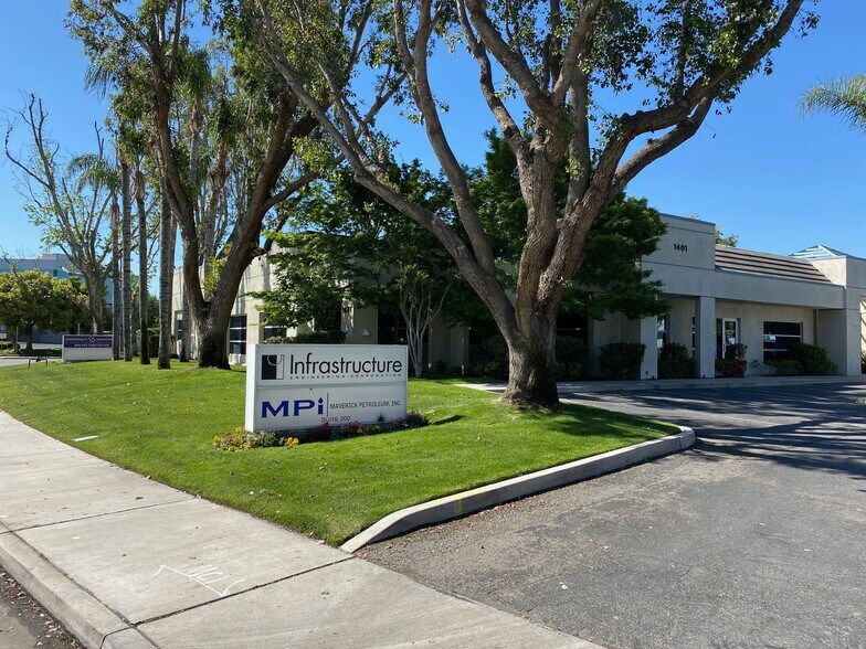 1401 Commercial Way, Bakersfield, CA 93309 Office