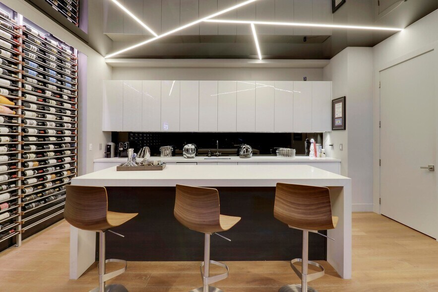 More Photos Of 7210 Haverhill Business Pky, Riviera Beach Warehouse For Sale