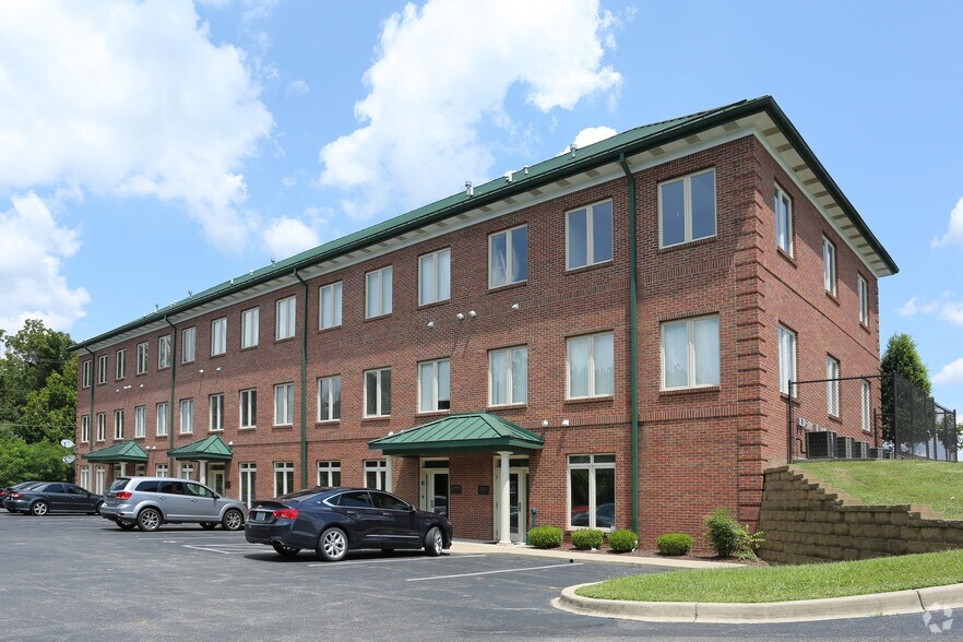 More Photos Of 815 John Harper Hwy, Louisville Office For Sale