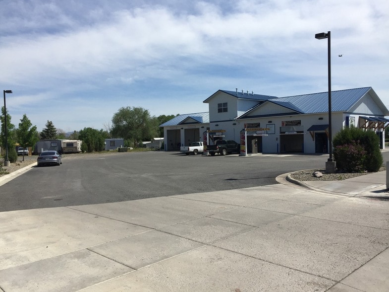 More Photos Of 3580 Ptarmigan Ln, Helena Carwash For Sale