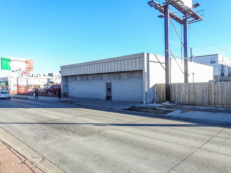 More Photos Of 3188 W Alameda Ave, Denver Warehouse For Lease