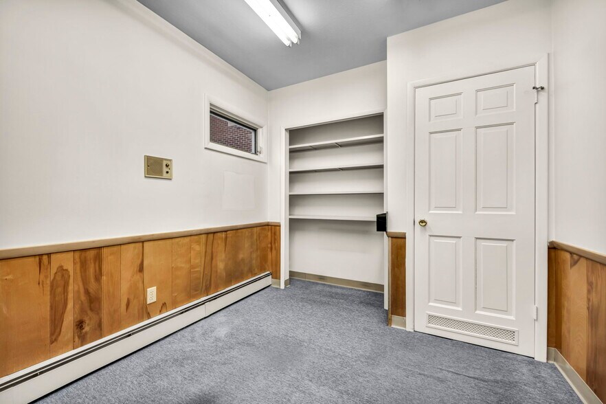 More Photos Of 10570-10574 Ravenna Rd, Twinsburg Office For Lease