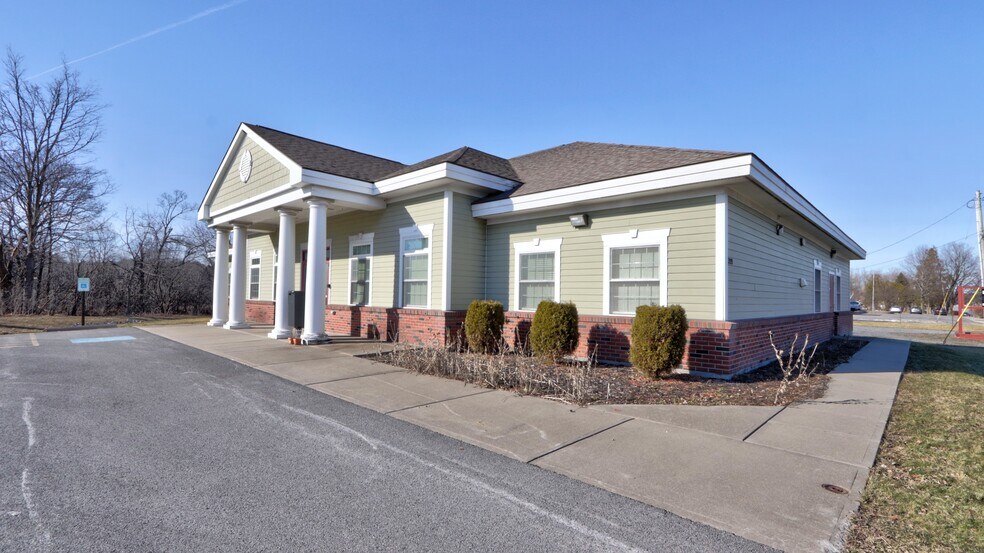 More Photos Of 399 Grant Ave, Auburn Medical For Sale