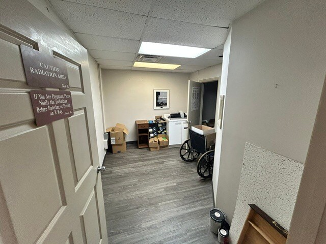 More Photos Of 414 Old Morgantown Rd, Bowling Green Office For Sale