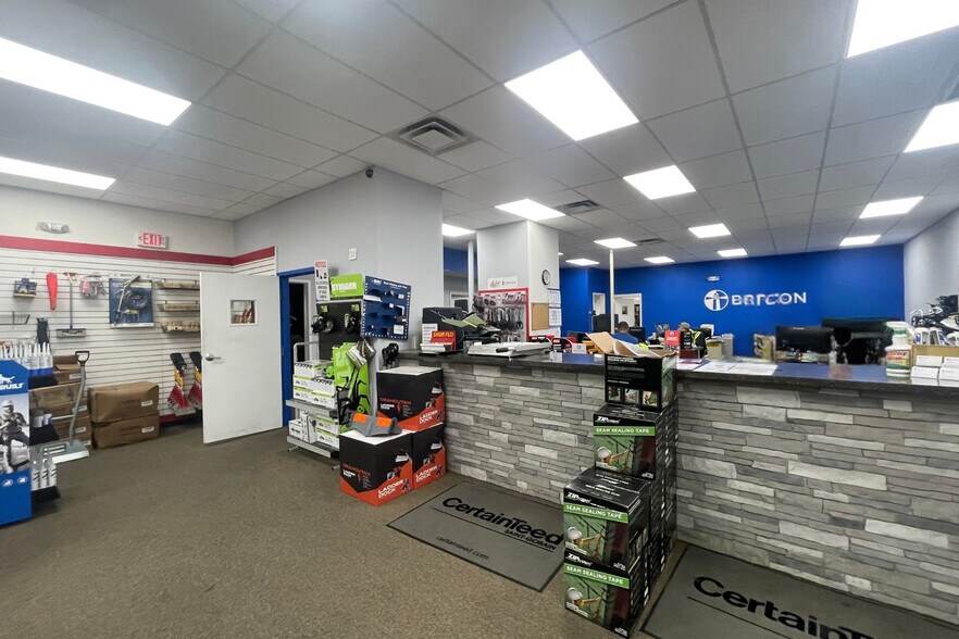 More Photos Of 1730 Commerce Dr, Bridgeport Manufacturing For Sale