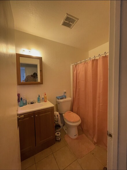 More Photos Of 9389 N Loop Blvd, California City Multifamily For Sale
