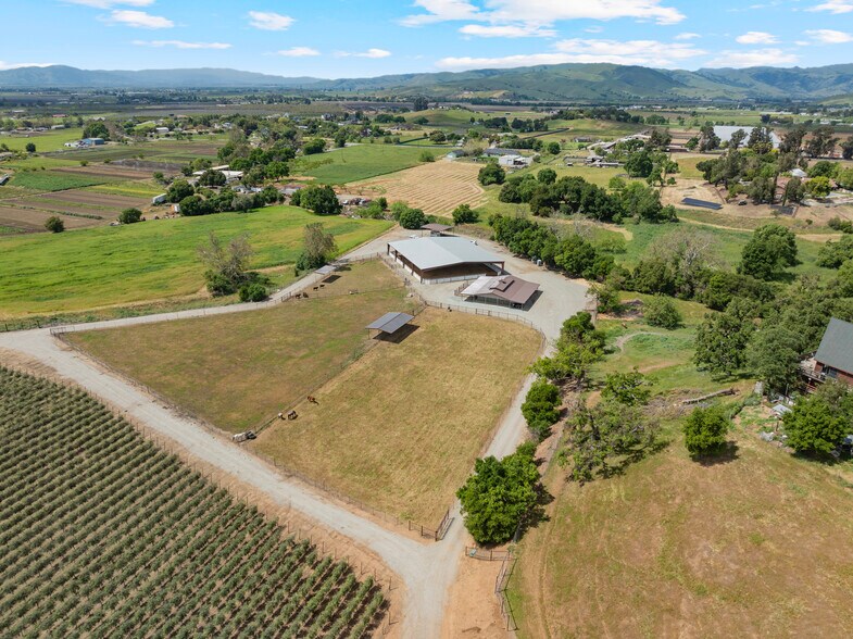 More Photos Of 804 Comstock Rd, Hollister Land For Sale