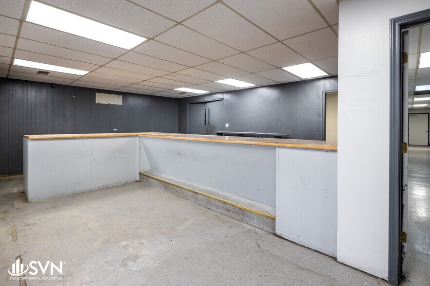 More Photos Of 50 Mary Beth Ln, Somerset Warehouse For Sale