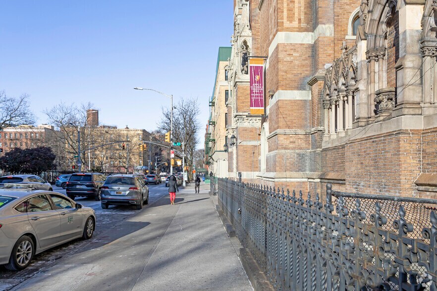 More Photos Of 2045 Madison Ave, New York Schools For Lease