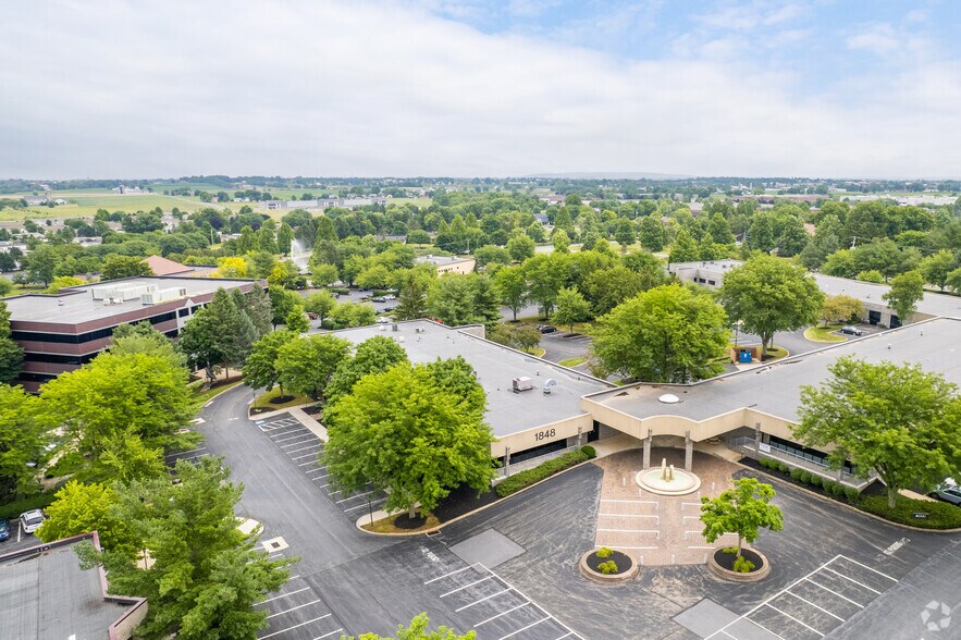 More Photos Of 1848 Charter Ln, Lancaster Office For Lease