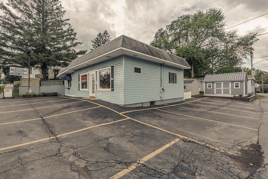 More Photos Of 1 William St, Hagaman Restaurant For Sale