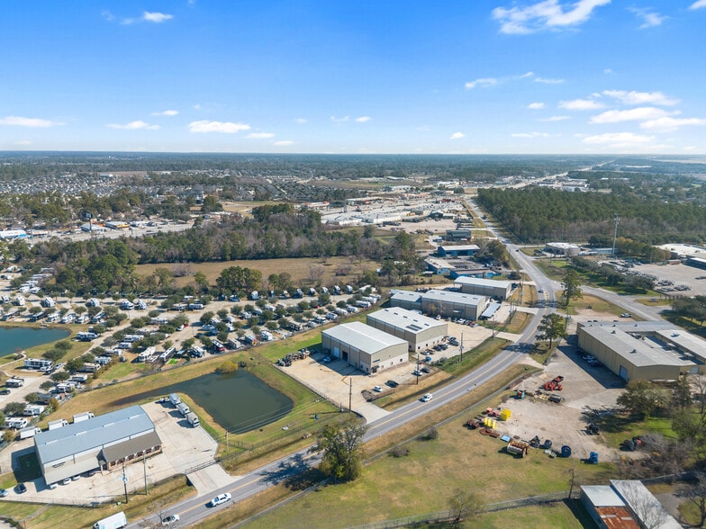 More Photos Of 2023 Humble Westfield Rd, Houston Warehouse For Sale