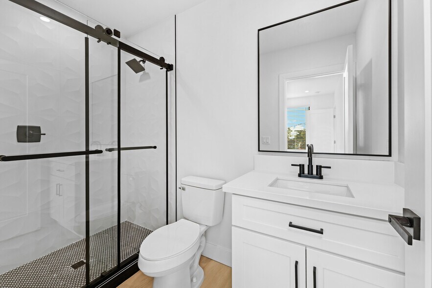 More Photos Of 4622 Campus Ave, San Diego Apartments For Sale