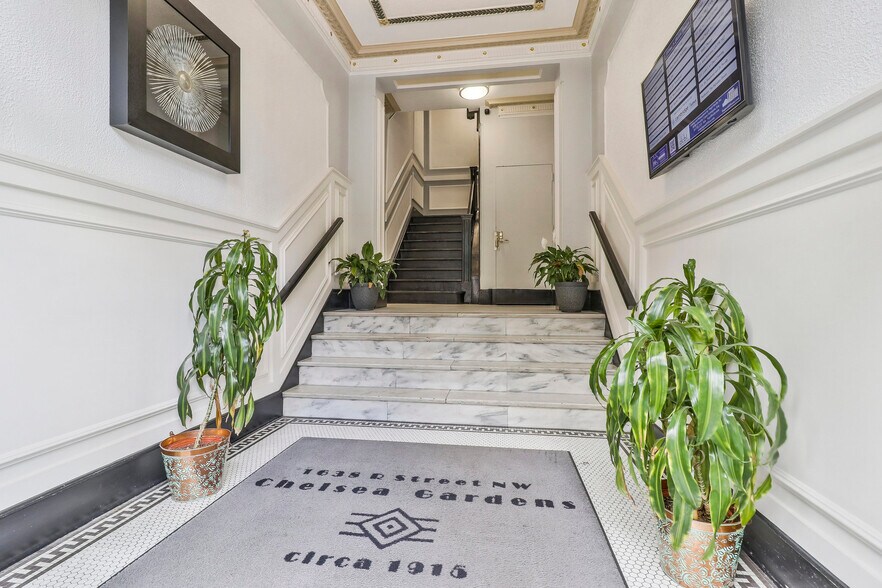 More Photos Of 1638 R St NW, Washington Office For Lease