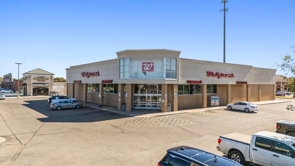 More Photos Of 2417 82nd St, Lubbock Drugstore For Sale