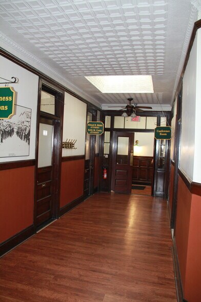 More Photos Of 1 Park St, Attleboro Storefront Retail Office For Lease