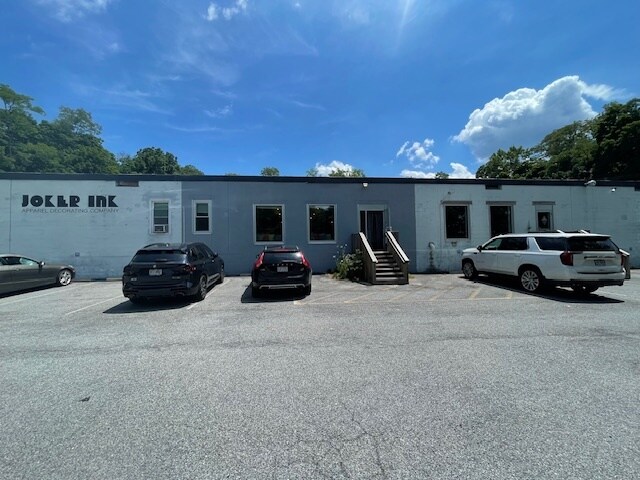 More Photos Of 18-20 W Main St, Beacon Storefront For Lease