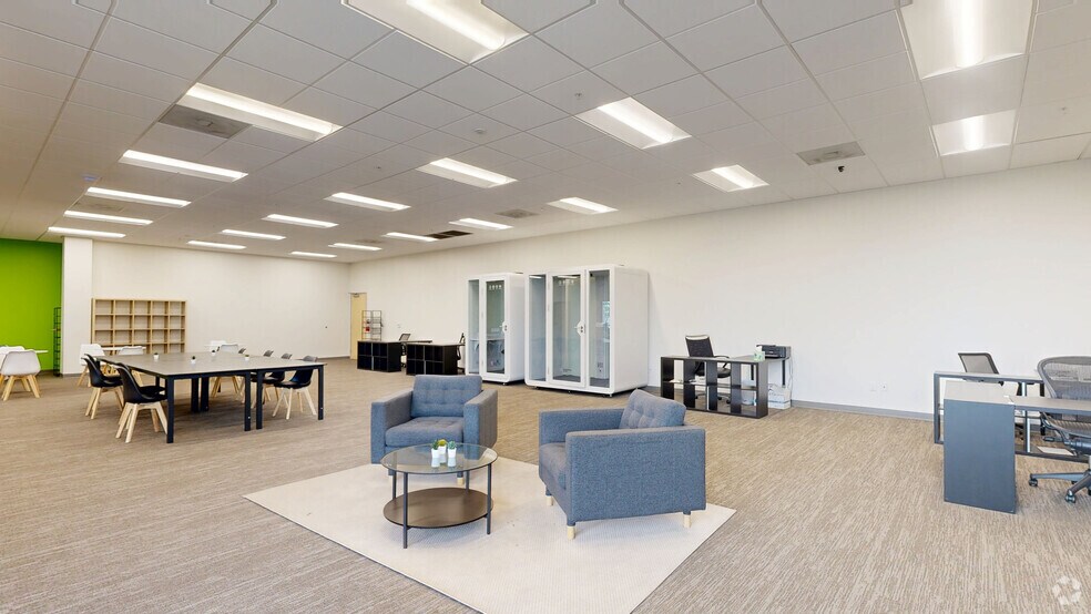 More Photos Of 500 W Warner Ave, Santa Ana Warehouse For Lease