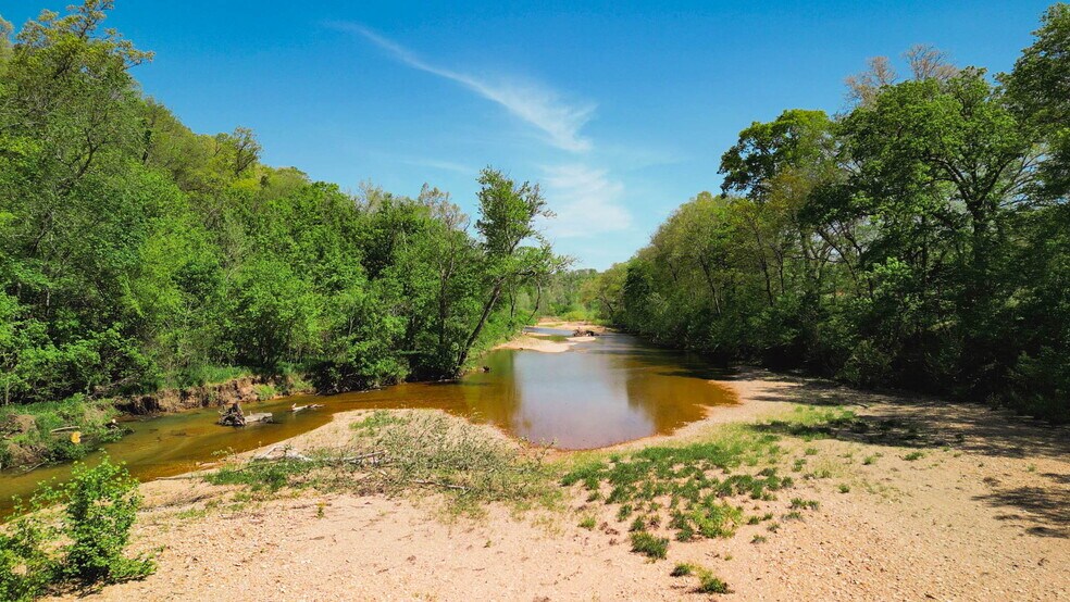 More Photos Of 49912 MO-14, Dora Trailer Camper Park For Sale