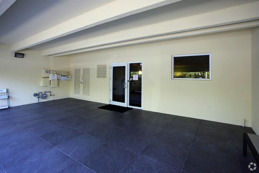 More Photos Of 7600 SW 57th Ave, Miami Medical For Lease