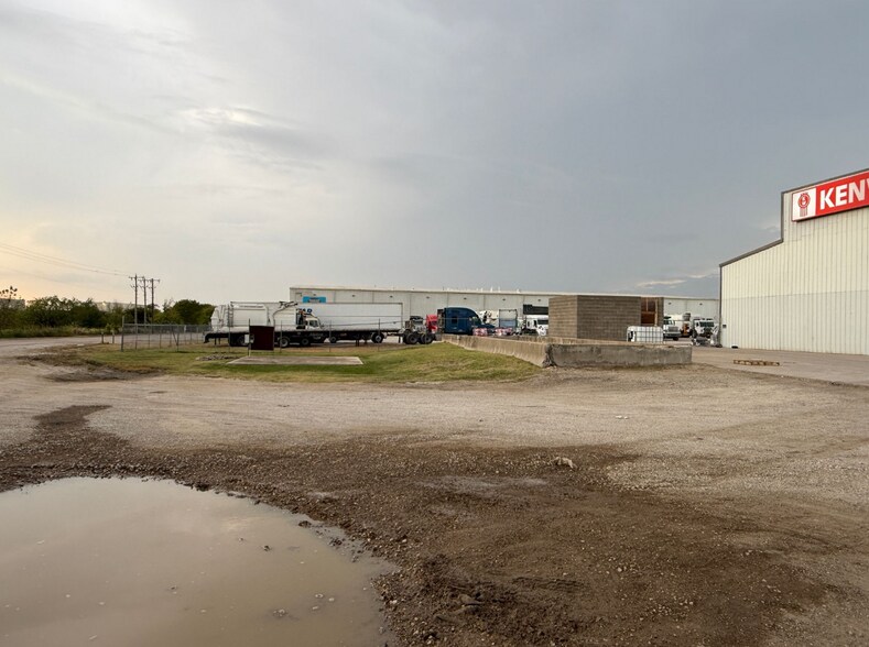 More Photos Of 2269 N Masch Branch Rd, Denton Truck Terminal For Lease