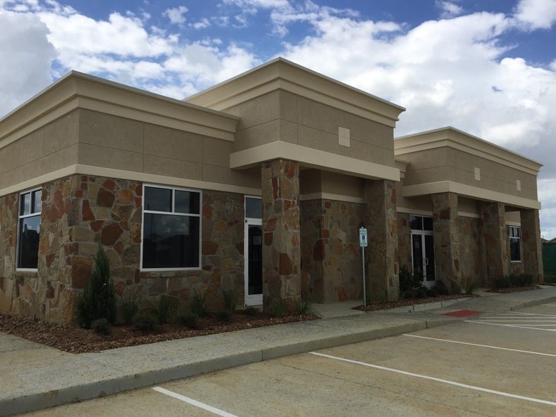Primary Photo Of 20008 Champion Forest Dr, Spring Office For Sale